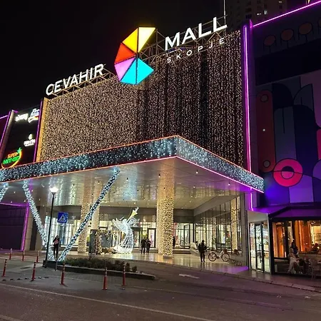 30th Floor, Sky Views, Balcony, Pool, Gym,