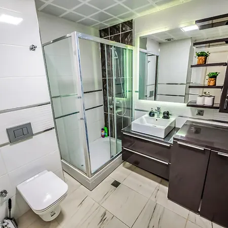 30th Floor, Sky Views, Balcony, Pool, Gym, Apartment Skopje