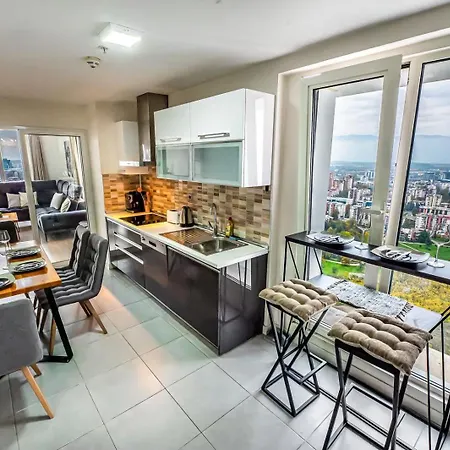 Апартаменты 30th Floor, Sky Views, Balcony, Pool, Gym,