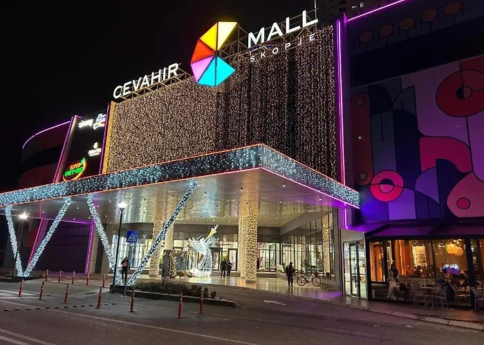 30th Floor, Sky Views, Balcony, Pool, Gym,