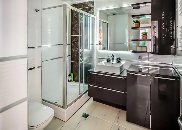 Appartement 30th Floor, Sky Views, Balcony, Pool, Gym, *